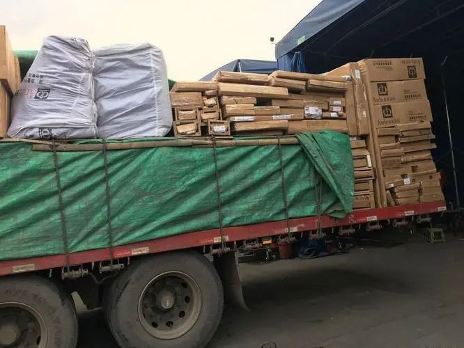 新邱家具托运